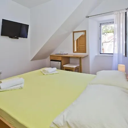 Maria Paula Old Town Hvar